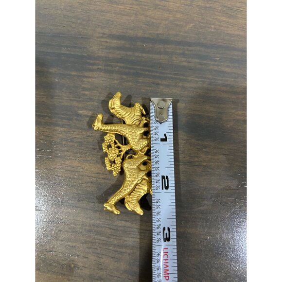 Vintage AJC Gold Tone Giraffe and Zebra Brooch Pin 2.5" Great Condition - Picture 6 of 6